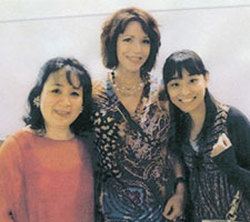 Deborah Aitken with pianist Akiko Ebi and our shared student Masayo Kageyama