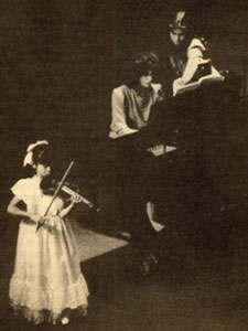 Deborah Aitken In performance with the young Tamaki Kawakubo